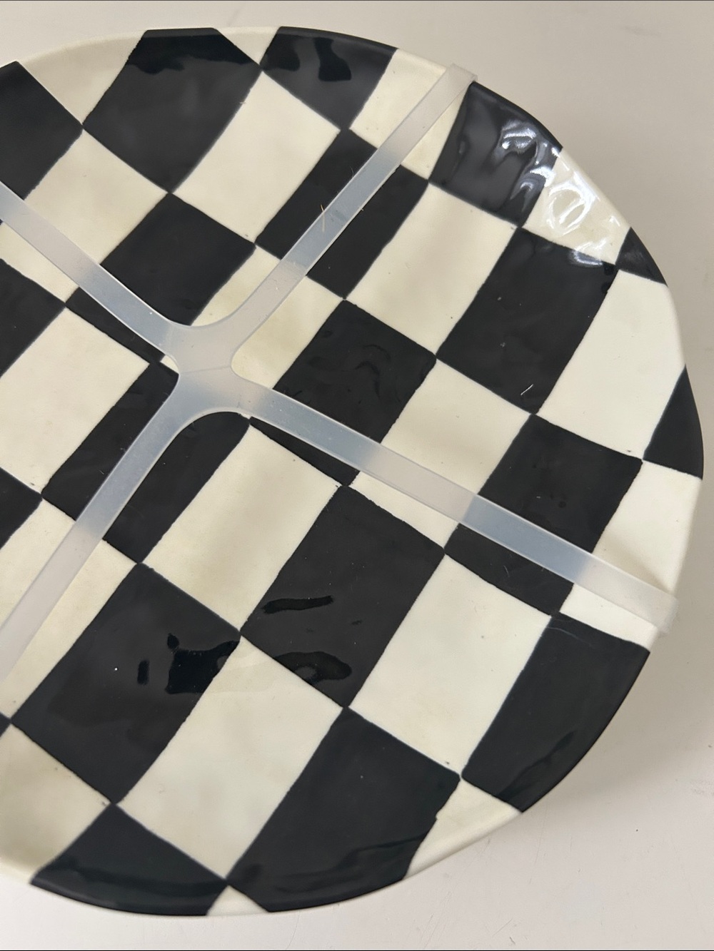 Set of 4 Black and White Checkered Melamine Mini Dessert & Appetizer Plates NEW - Picture 5 of 7